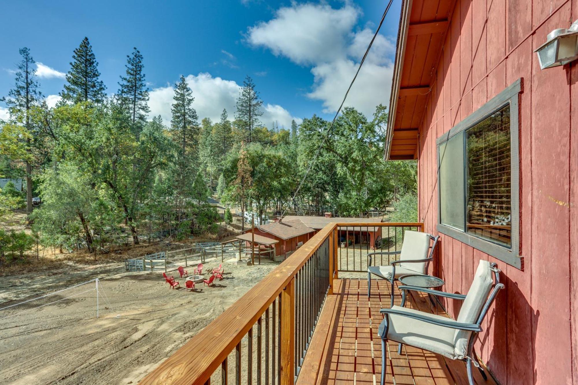 Pet-Friendly Escape With Game Room And Fire Pit! North Fork المظهر الخارجي الصورة